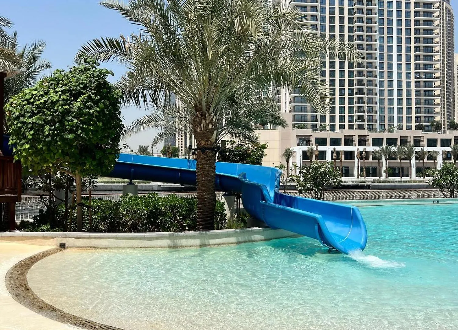 Luxury Apartment With Private Beach Access In Creek Beach Dubai